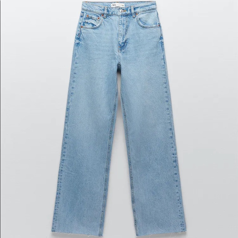 ZARA / Slim Fit Wide Leg High Rise Jeans Size 2